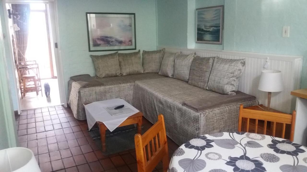 Aqua Marine Guest House Port Elizabeth Dış mekan fotoğraf