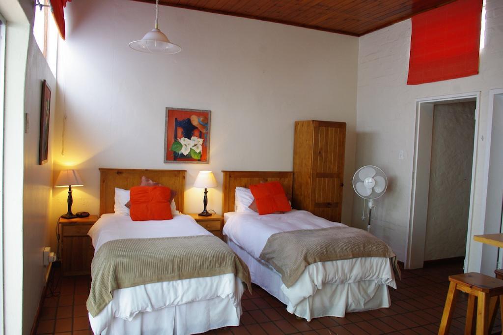 Aqua Marine Guest House Port Elizabeth Dış mekan fotoğraf