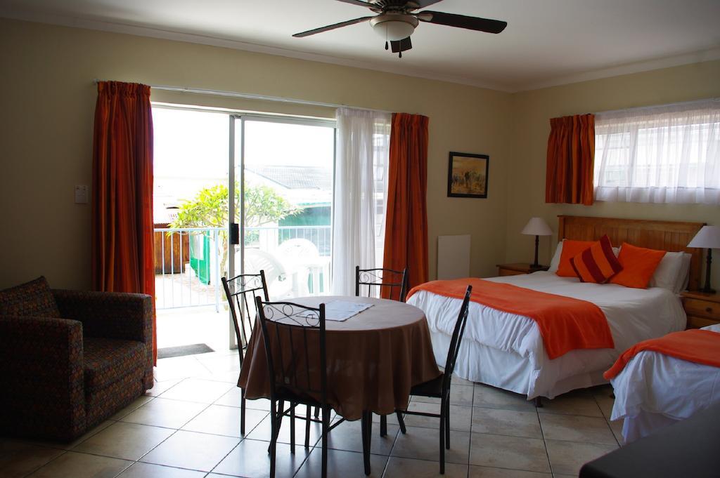 Aqua Marine Guest House Port Elizabeth Oda fotoğraf