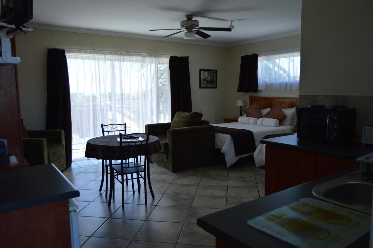Aqua Marine Guest House Port Elizabeth Dış mekan fotoğraf