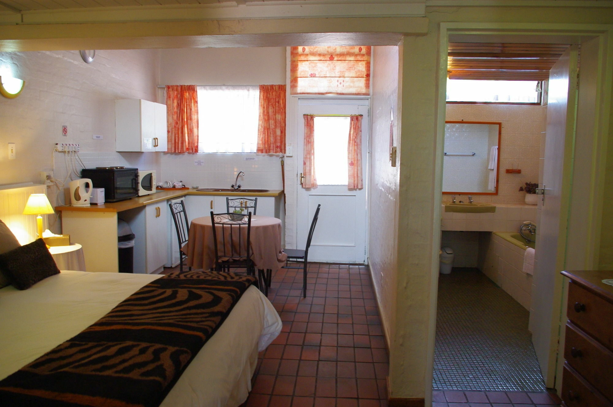 Aqua Marine Guest House Port Elizabeth Dış mekan fotoğraf