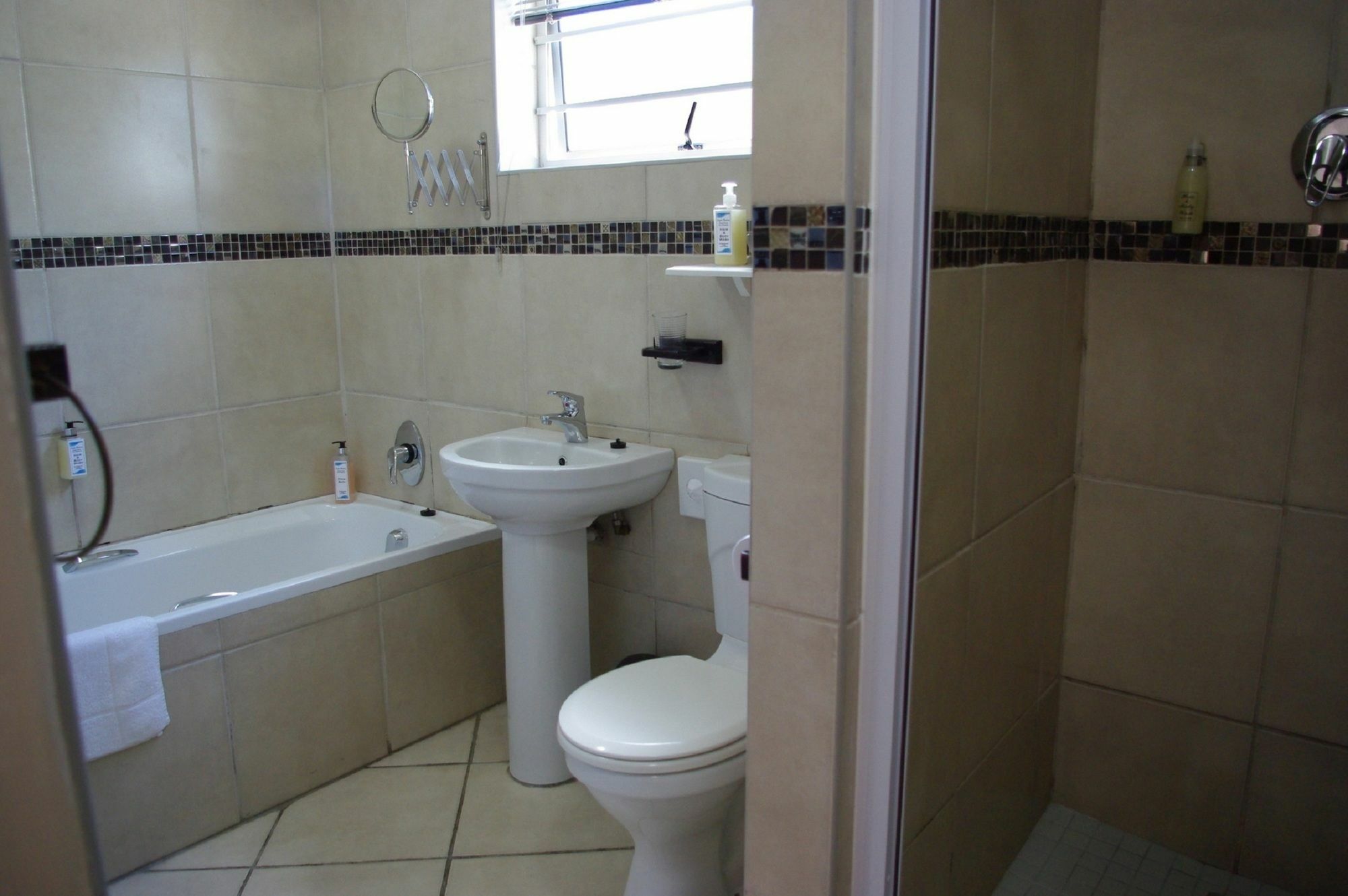 Aqua Marine Guest House Port Elizabeth Dış mekan fotoğraf